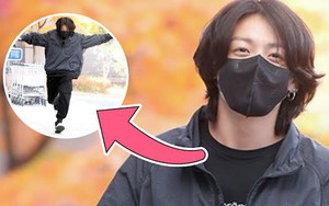 Jungkook BTS trình diễn khả năng bóng đá trên đường đến Qatar