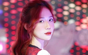 Hot girl đại diện tuyển Hàn Quốc đốn tim fan World Cup 2022