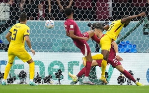 Vì sao bàn thắng của Valencia vào lưới Qatar không được công nhận?