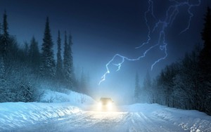 Tại sao hiện tượng sấm tuyết lại vô cùng hiếm gặp?