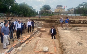 Điện Kính Thiên - Càng khai quật càng tăng 'độ khó hiểu'