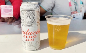 World Cup 2022: Bia được bán trong khu FanZone với giá “cắt cổ”