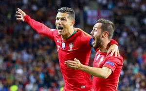 Tin nóng bóng đá sáng 25/11: Ronaldo lập kỳ tích ở World Cup
