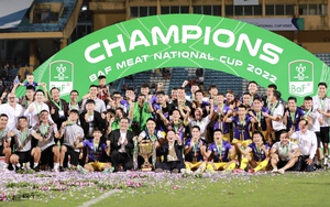 Khoảnh khắc CLB Hà Nội vô địch Cup Quốc Gia 2022
