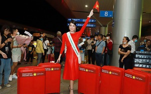 Á hậu Phương Anh lên đường sang Nhật Bản tham dự Miss International 2022