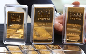 Giá vàng thế giới tăng 1%