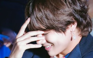 BTS bật cười khi nghe V trả lời về lịch sử hẹn hò