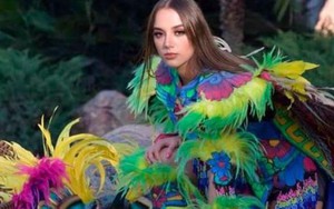 Kinh hoàng khoảnh khắc thí sinh Hoa hậu bị điện giật ngay trên sân khấu 