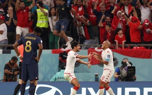 Vinh trận Tunisia - Pháp (1-0) và Úc - Đan Mạch (1-0): Thắng buồn và thắng vui