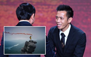 Văn Quyết đăng status cực chất sau giải thưởng Cầu thủ xuất sắc nhất V.League 2022