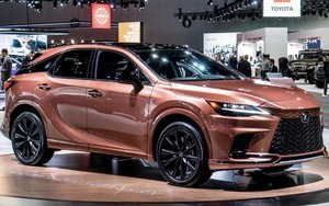 Đại lý chào bán Lexus RX 2023 với giá dự kiến mới: Chỉ từ 3,43 tỷ đồng, ra mắt đầu năm sau