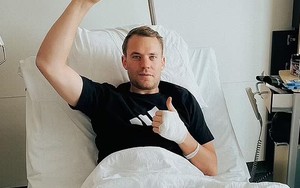 Neuer nghỉ hết mùa vì gãy chân
