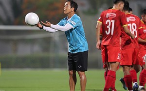 HLV Lee Young Jin đàm phán với CLB Viettel, cựu cầu thủ Bình Định gia nhập Hà Tĩnh