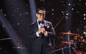 Đẳng cấp như NTK Thái Công: Chi 1,5 tỷ đồng mở tiệc ra mắt sách, khách mời toàn đại gia và ‘cá mập’, đích thân trình diễn ảo thuật ngay trên sân khấu 