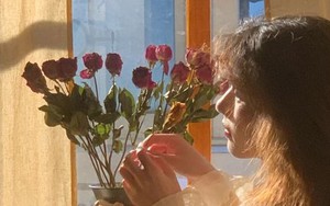 Mặt tối của kiểu tính cách INFJ: Bên ngoài điềm tĩnh nhưng bên trong là những cơn sóng cảm xúc dâng trào