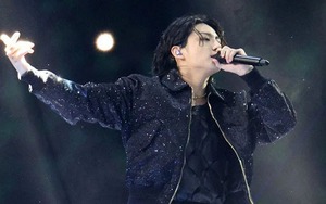 Xe Mercedes G63 cũ của Jungkook BTS thu về số tiền đấu giá cực "khủng"