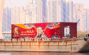 Xuất hiện thùng bia khổng lồ tại bến Bạch Đằng