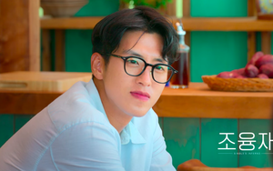 Nam chính hot nhất 'Địa ngục độc thân': Cao 1m87 body vạm vỡ, đeo kính lên là 'rụng tim'!