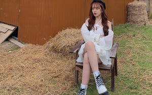 Người yêu Hoàng Đức hoá nàng thơ trước thềm AFF Cup 2022