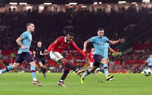 MU 2-0 Burnley: Eriksen, Rashford đưa MU vào tứ kết Cúp Liên đoàn Anh