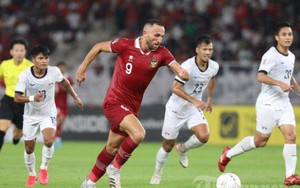 Sao nhập tịch Indonesia nhận mưa chỉ trích vì hành động xấu xí