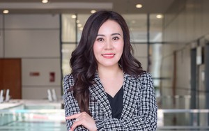 Hoa hậu Phan Kim Oanh háo hức ngày nhận bằng thạc sĩ 