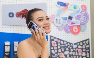 Bạn cần năng lượng từ vũ trụ? Đến cửa hàng trải nghiệm Samsung ngay và luôn đi!