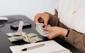 Sếp hỏi “thích thưởng Tết hay lương tháng thứ 13?": Ứng viên đưa ra câu trả lời EQ cực cao không phải ai cũng dám nói