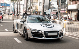 Ông Đặng Lê Nguyên Vũ cầm lái Audi R8 V10 Spyder độc nhất Việt Nam xuống phố