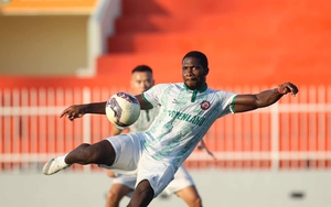 Rimario trở lại khoác áo Bình Định, CLB Thanh Hoá có HLV trưởng mới