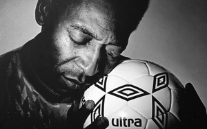 Vì sao Pele là cầu thủ duy nhất được gọi "Vua bóng đá"?