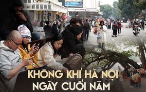 Hà Nội: Người người rủ nhau lên phố tận hưởng không khí ngày cuối năm, cà phê vỉa hè cũng kín khách ngồi 