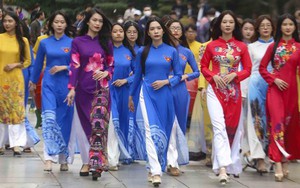 Lễ hội Áo dài Du lịch Hà Nội 2022 thu hút hơn 30.000 lượt người tham dự