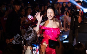 Tạm gác lại chuyện gia đình, Diệp Lâm Anh xuất hiện rạng rỡ tại sự kiện