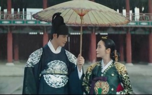 Việt Nam bất ngờ xuất hiện trong tập cuối ‘Dưới bóng trung điện’, rating lẫn lượt xem chốt hạ kỷ lục mới cực khủng!