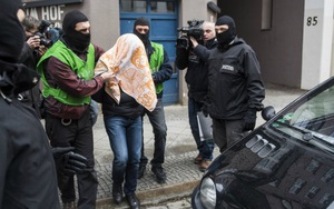 Đức bắt giữ hàng chục đối tượng nghi là thành viên tổ chức khủng bố cực hữu