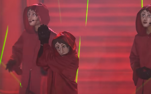 Thí sinh giấu mặt The Heroes làm mới hit MONO bị BGK chê toàn tập nhưng phản ứng netizen hoàn toàn trái ngược!