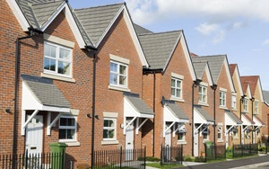 Giá nhà tại Anh giảm với tốc độ nhanh nhất trong 14 năm