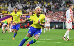 Neymar cân bằng kỷ lục của Pele trong ngày Brazil bị loại
