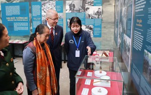 Trưng bày chuyên đề 'Khoảng lặng': Gợi nhớ ký ức 12 ngày đêm khói lửa chiến đấu bảo vệ Thủ đô