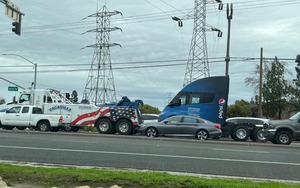 Xe tải điện vừa giao đã hỏng, cánh cửa thị trường mới phải chăng đã đóng sập trước mặt Elon Musk