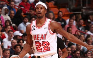 Miami Heat xô đổ kỷ lục NBA trong ngày thắng nhọc Oklahoma City Thunder