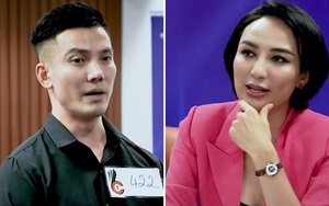 Khách siêu giàu vào nhà hàng sang trọng để trang điểm, quản lý phải làm gì?