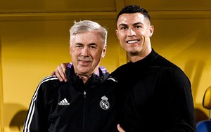 Ronaldo ghé thăm và chúc Real hạ Barca, giành Siêu cúp Tây Ban Nha