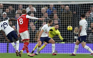 Kết quả bóng đá Tottenham 0-2 Arsenal: Pháo thủ bỏ xa Man City