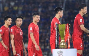 ĐT Việt Nam giành Huy chương bạc, buồn bã tri ân người hâm mộ