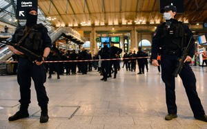 Pháp khởi tố nghi phạm vụ tấn công ở nhà ga Paris 

