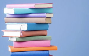 Tỷ phú Warren Buffett, Bill Gates mách: Đây là 5 cuốn sách giúp bạn khôn khéo hơn và thành công hơn trong công việc vào năm mới! 