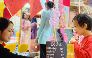 Tùy bút: Chậu hồng xanh cả bông lẫn nụ