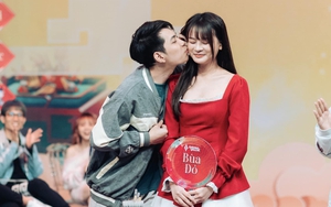 Cùng bạn gái MC Liên Quân phát 'cẩu lương', VGM.Quang Hải trêu tức cộng đồng FA